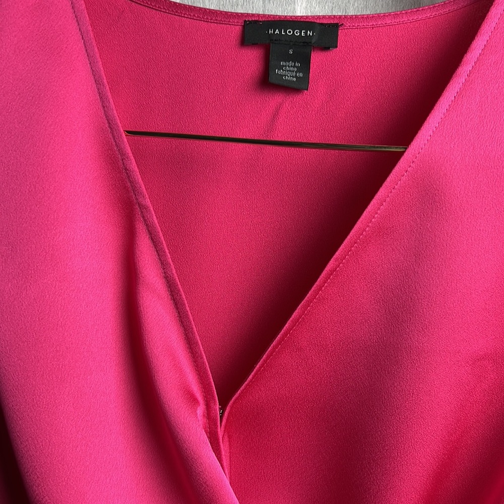 Halogen Twist Detail Top size S - Picture 3 of 10